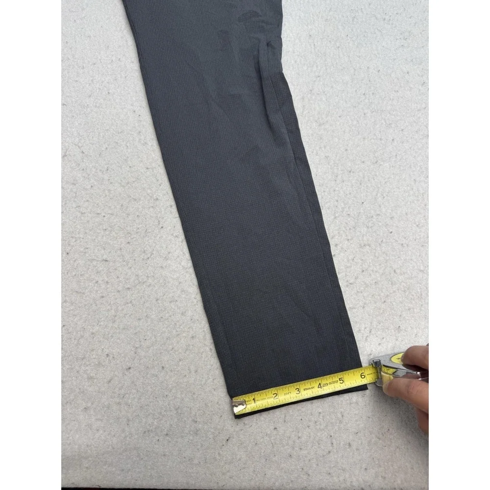 Lululemon Commission Pants Mens 30x29 Gray Check Slim Stretch Zip Pocket Chino